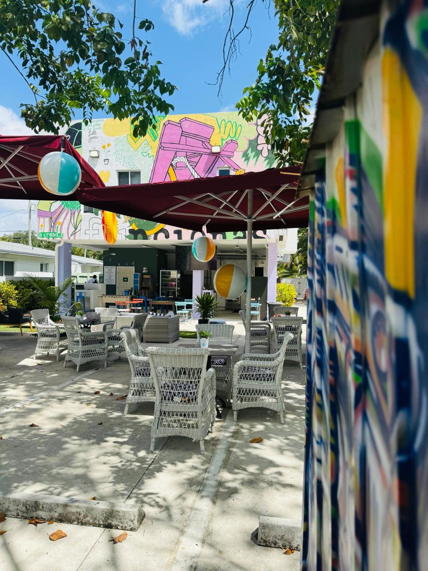 מיאמי Atrium Hostel Design District מראה חיצוני תמונה