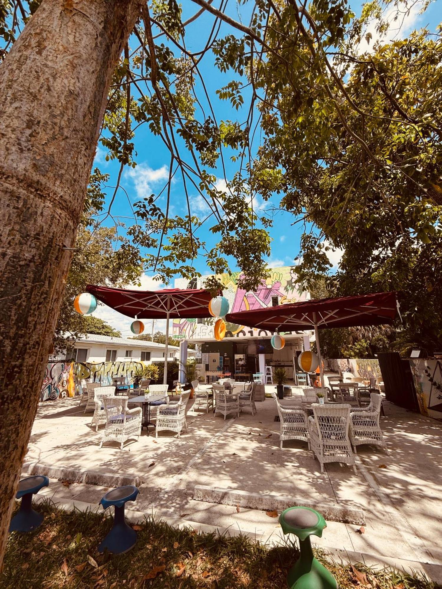 מיאמי Atrium Hostel Design District מראה חיצוני תמונה